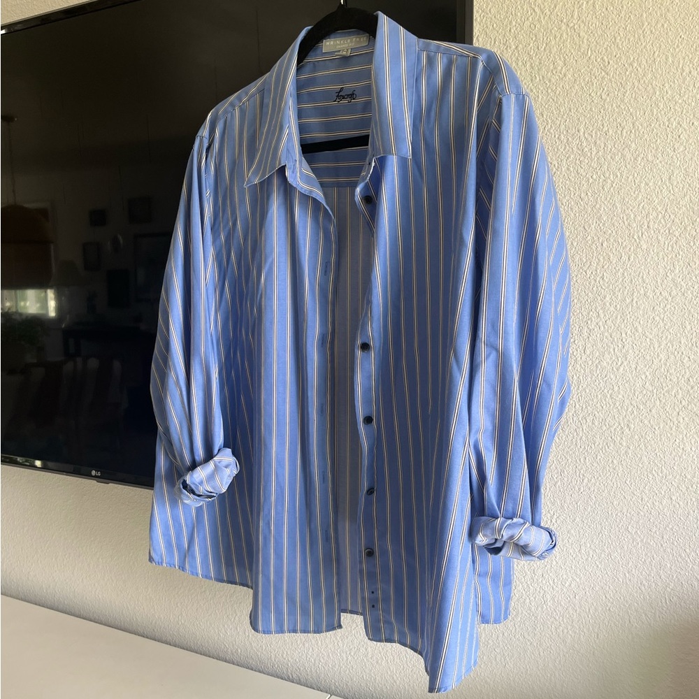Foxcroft blue striped button up long sleeve shirt